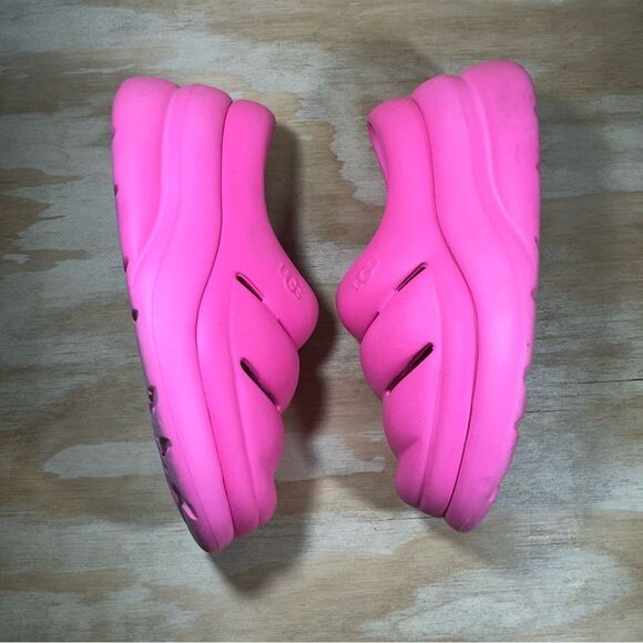 UGG Women's Sport Yeah Hot Pink Women’s Size 10 - Picture 3 of 8